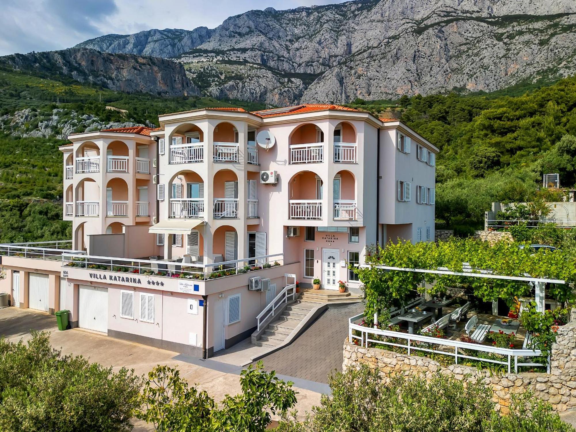 Apartments Villa Katarina Tučepi Buitenkant foto