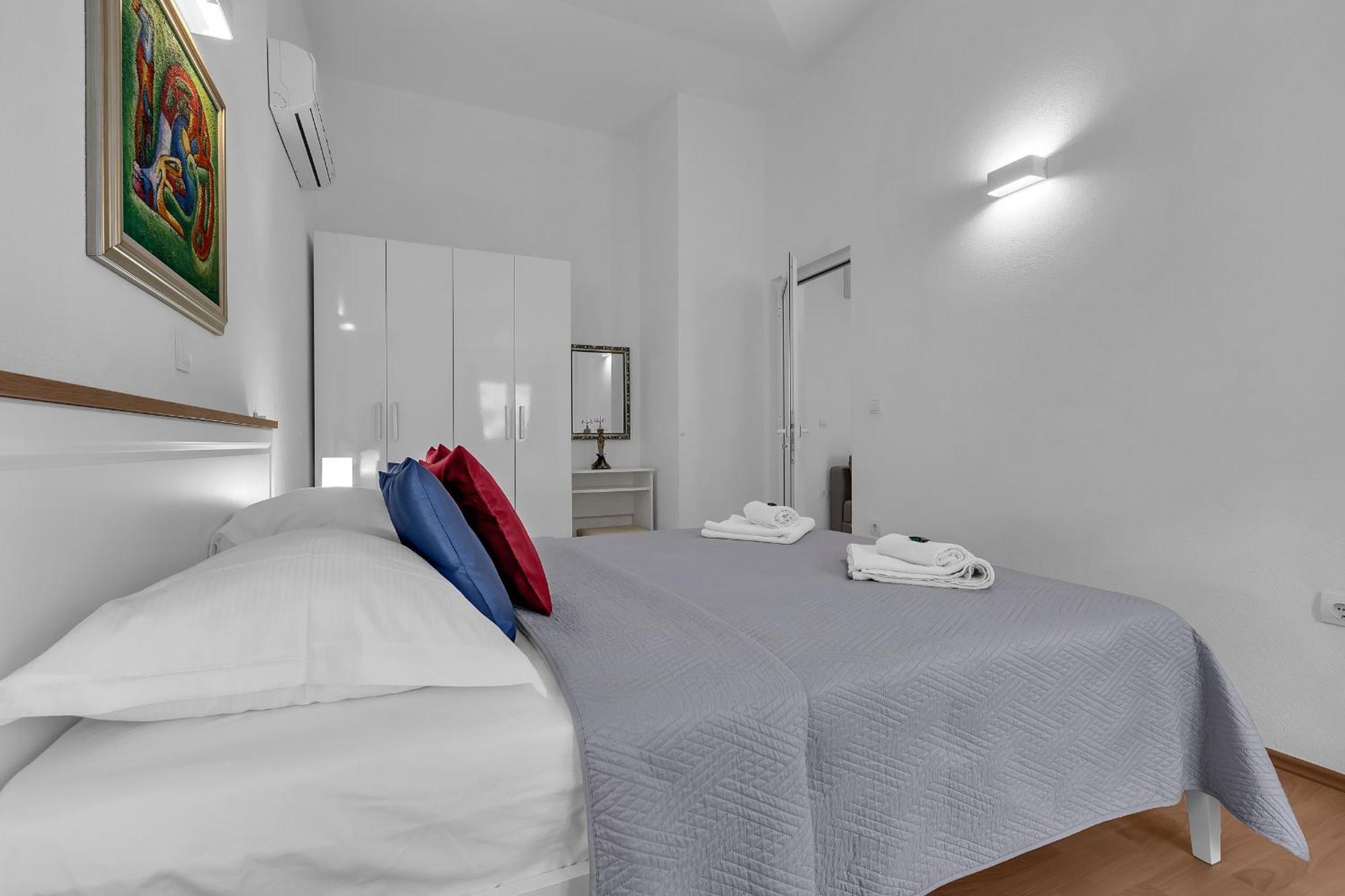 Apartments Villa Katarina Tučepi Buitenkant foto