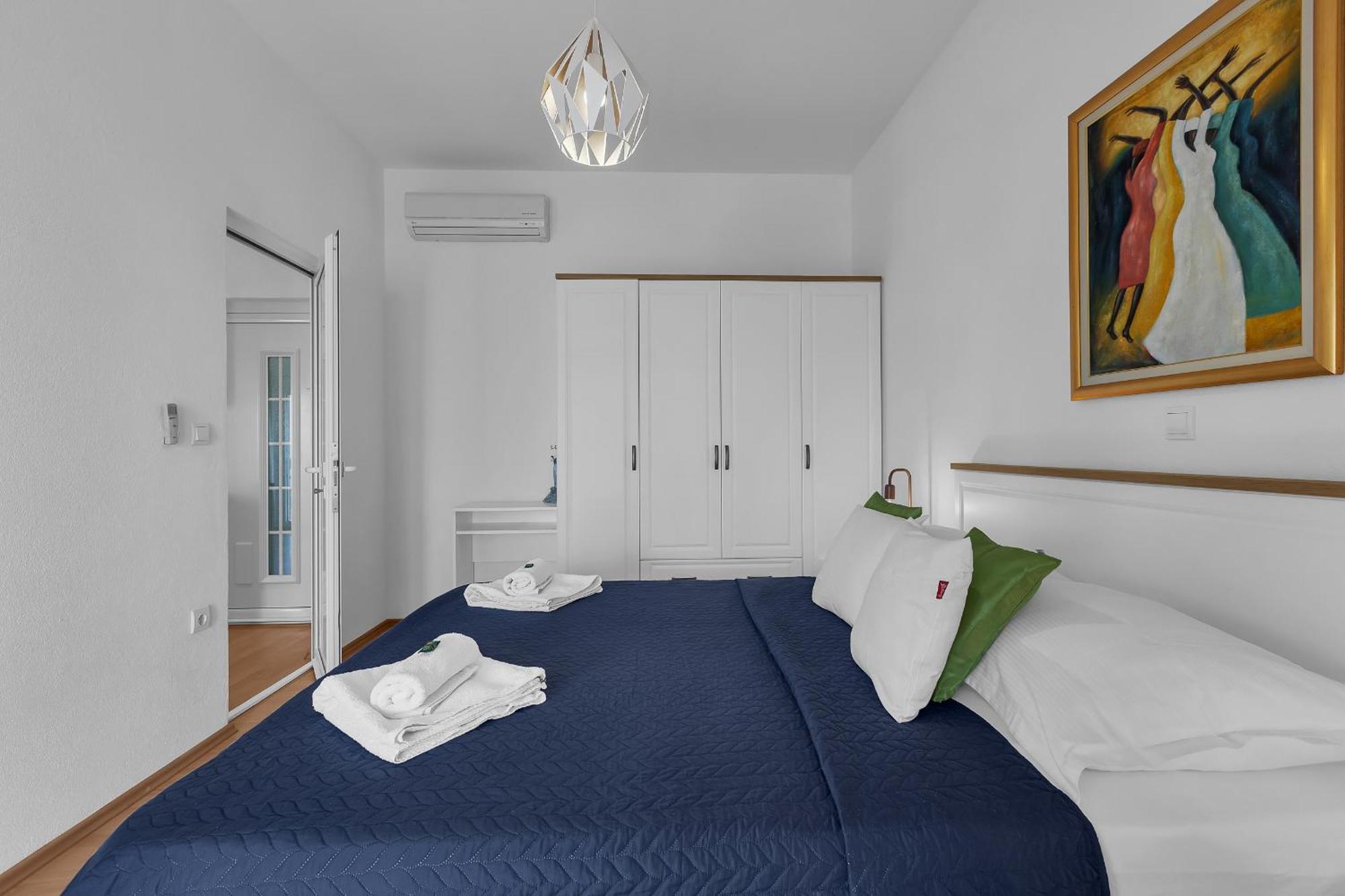 Apartments Villa Katarina Tučepi Buitenkant foto