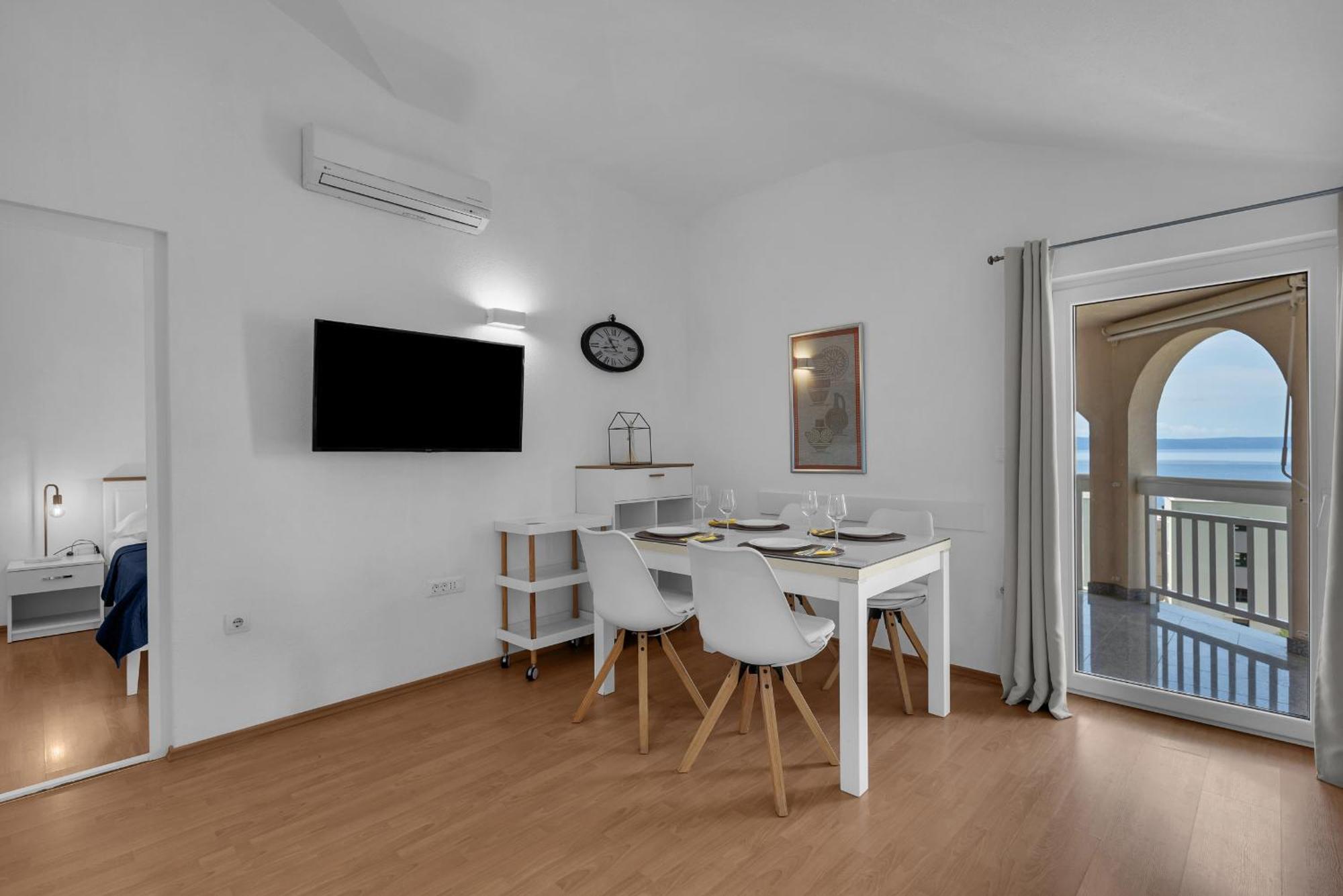 Apartments Villa Katarina Tučepi Buitenkant foto