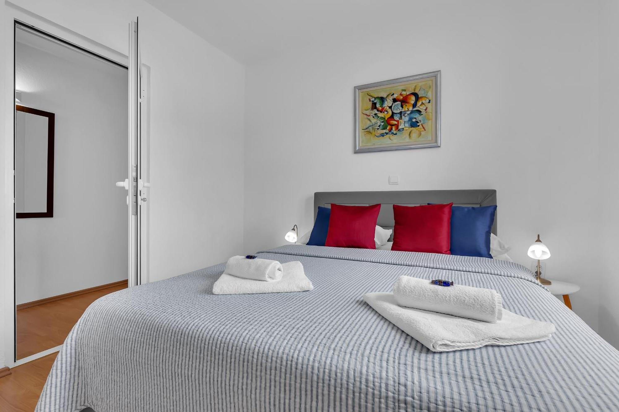 Apartments Villa Katarina Tučepi Kamer foto