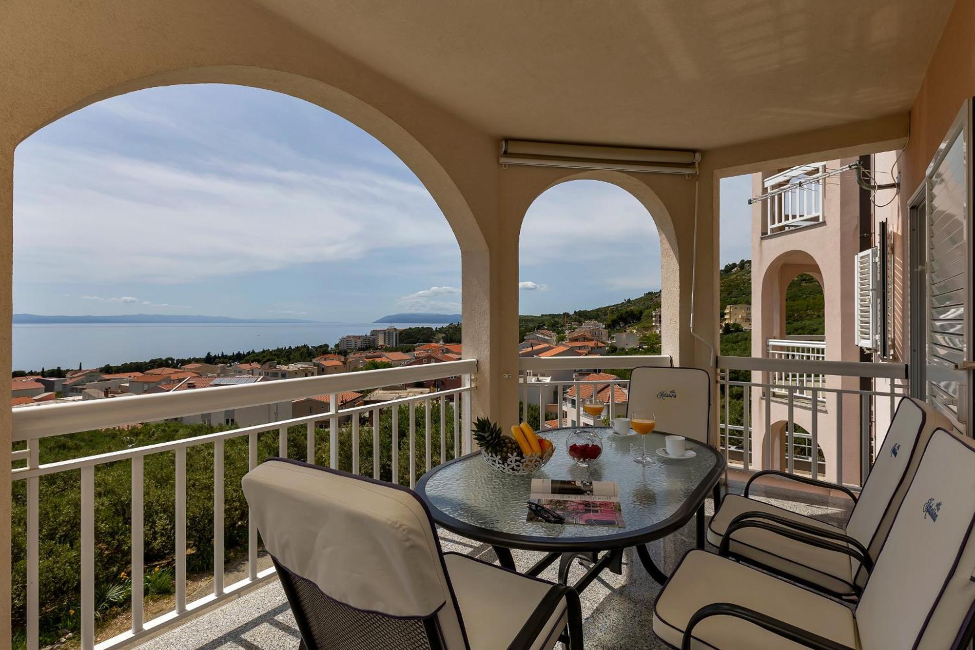 Apartments Villa Katarina Tučepi Kamer foto