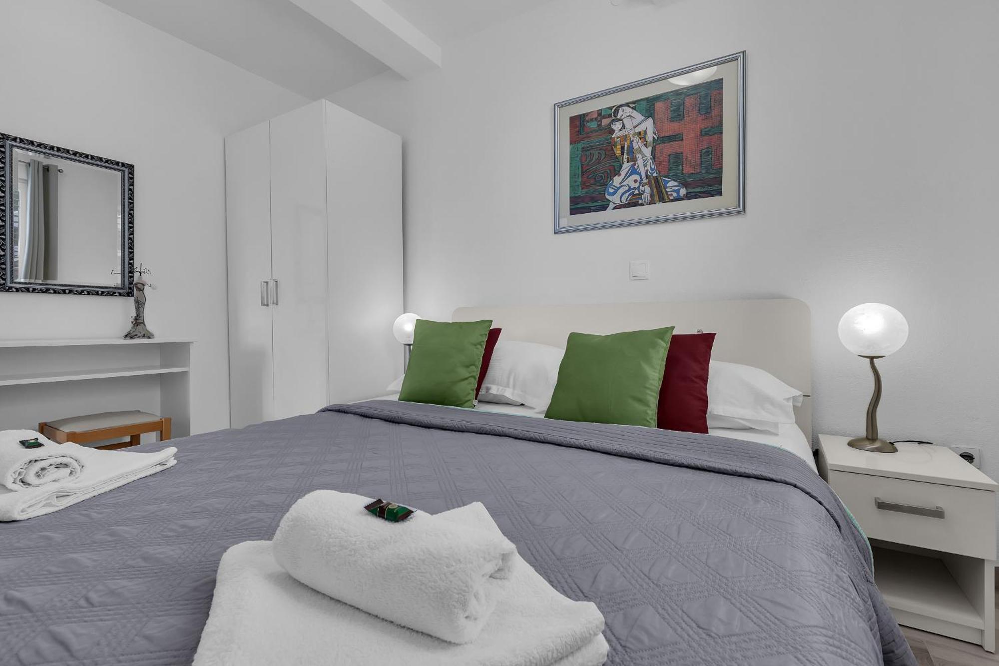 Apartments Villa Katarina Tučepi Kamer foto